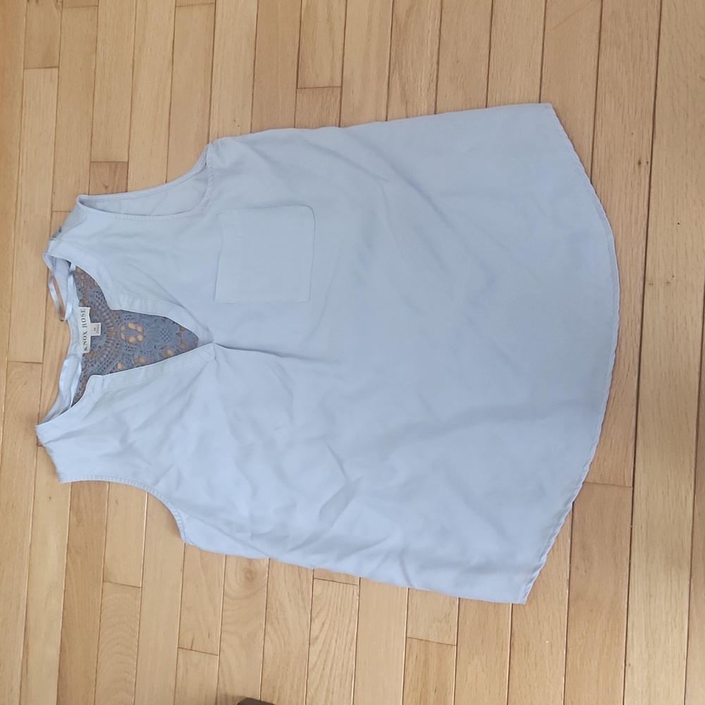 Knox rose light blue sleeveless top size M